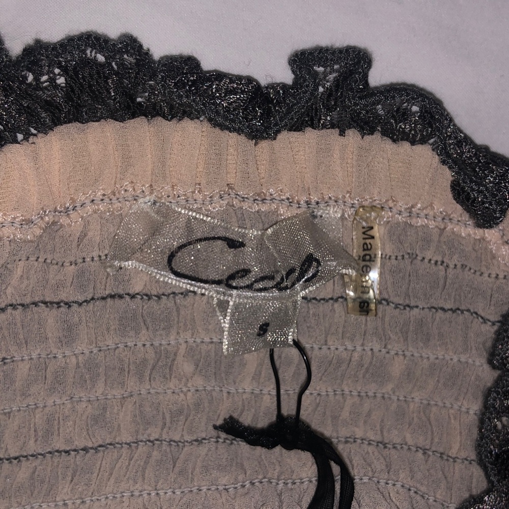 Cecico Collection Lace Strapless Mini Dress with Ruffle Hem S - Picture 8 of 8